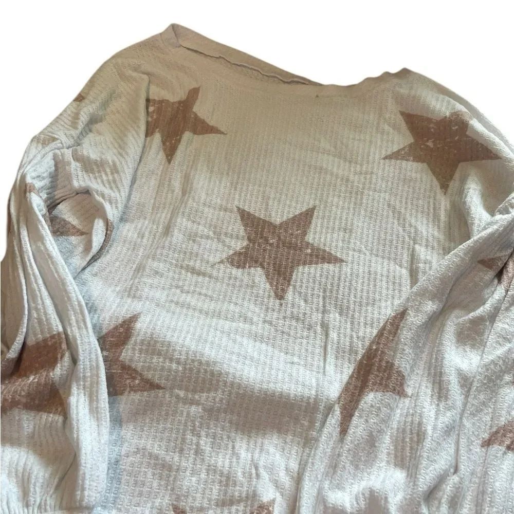 Kim Rogers Cream Waffle Knit Star Print Top